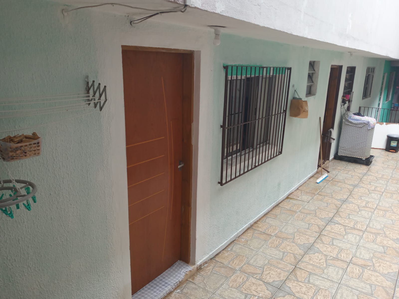 Sobrado com 3 dormitórios em Carapicuíba