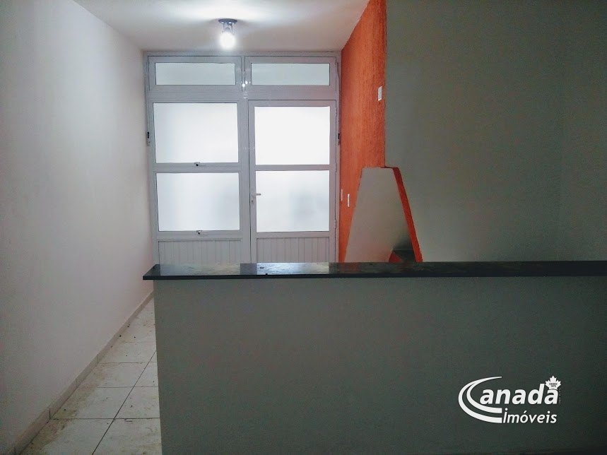 Casa Térrea com 1 dormitórios em Osasco