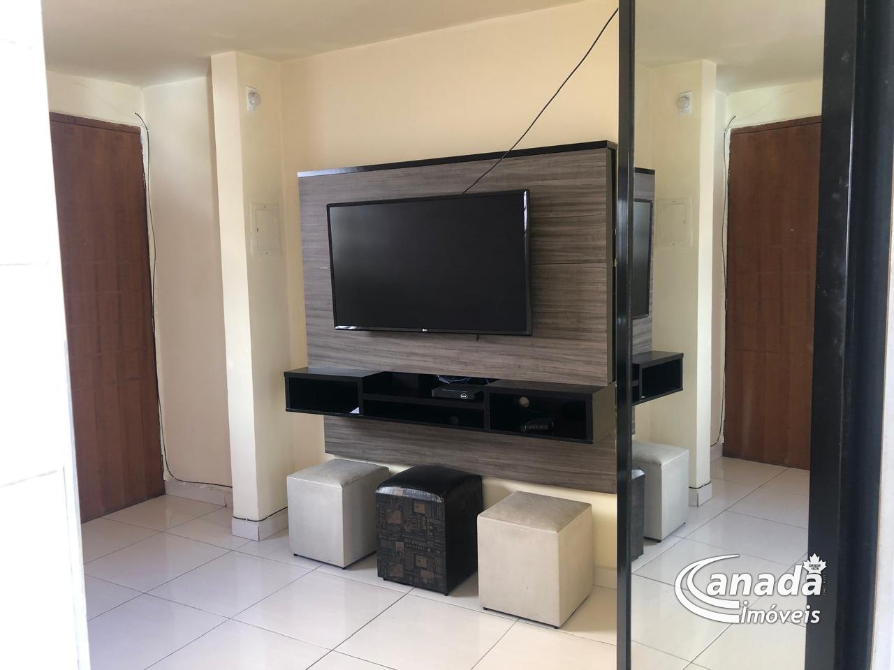 Apartamento com 2 dormitórios em CARAPICUíBA