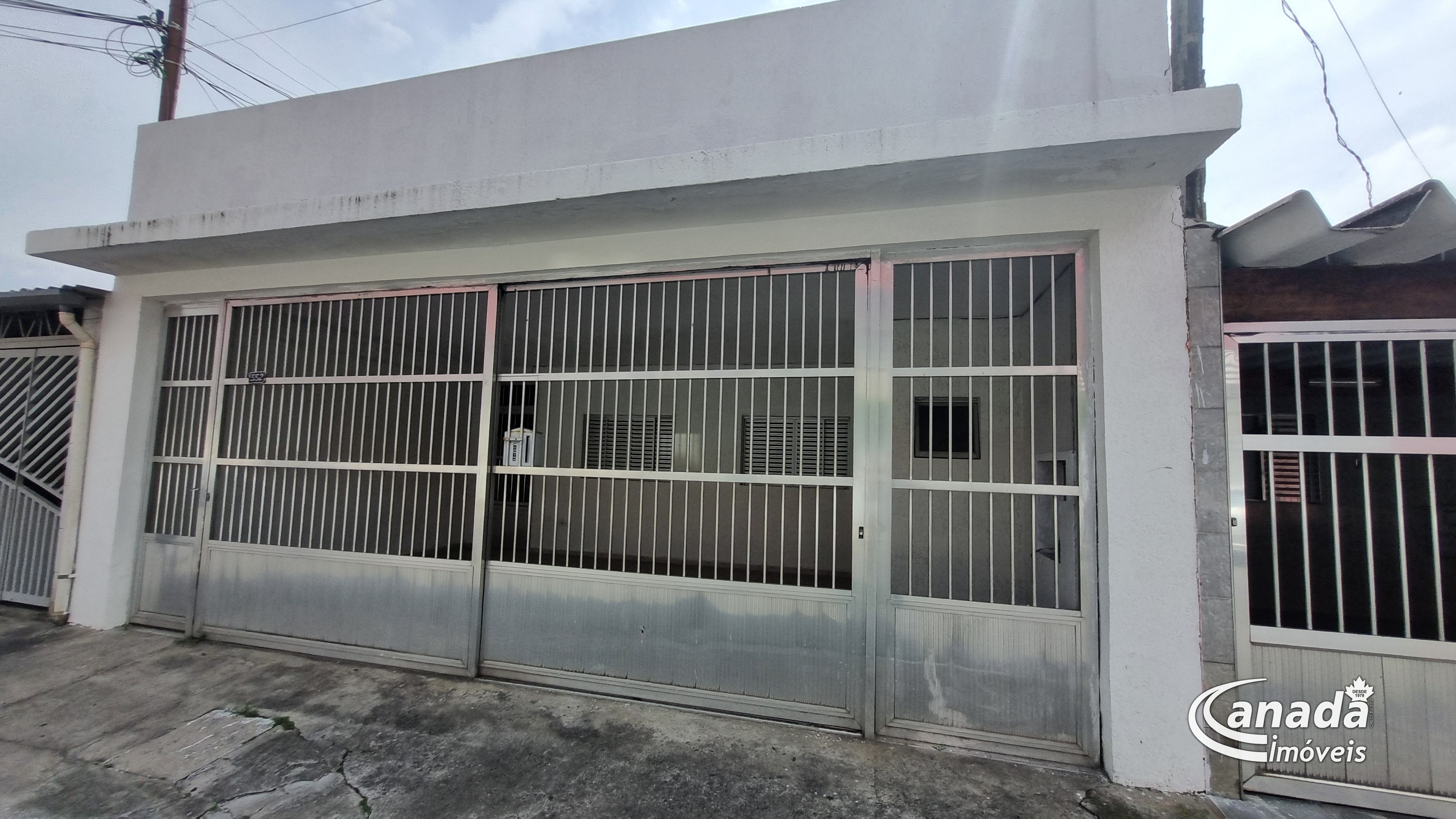 Casa Térrea com 4 dormitórios em Osasco