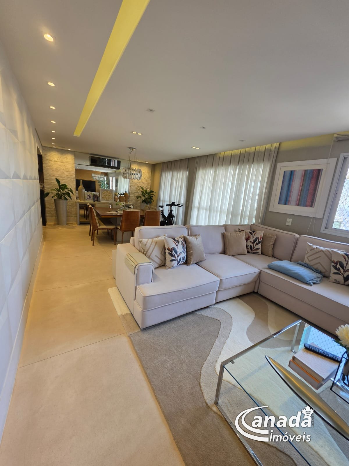 Apartamento com 4 dormitórios em Osasco
