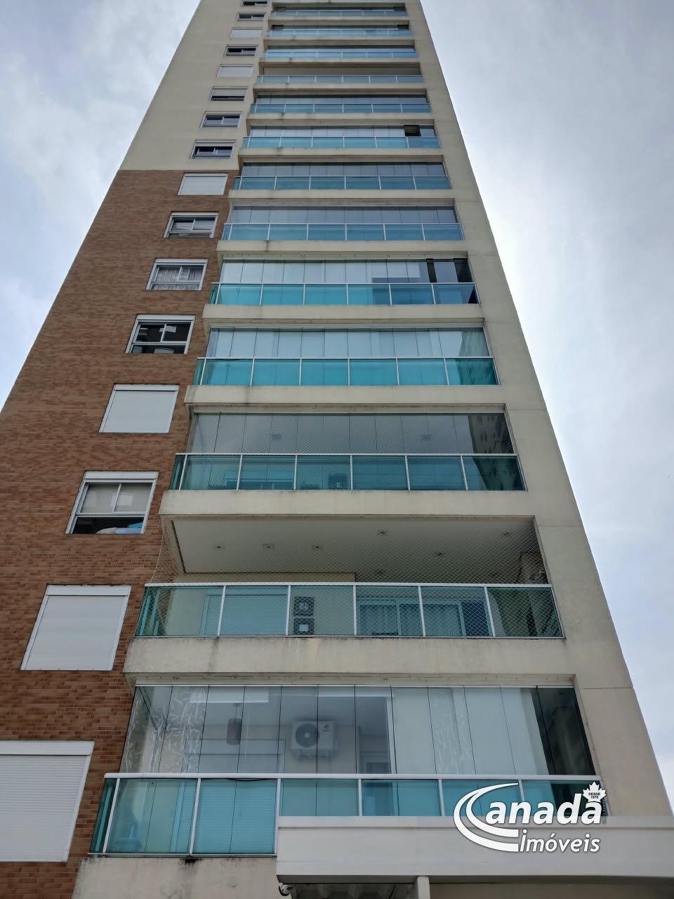 Apartamento com 3 dormitórios em Osasco