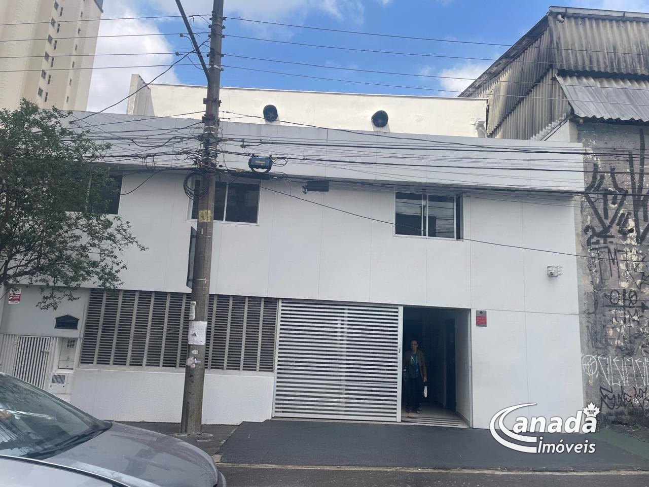 Imóvel Comercial com 8 salas em Osasco